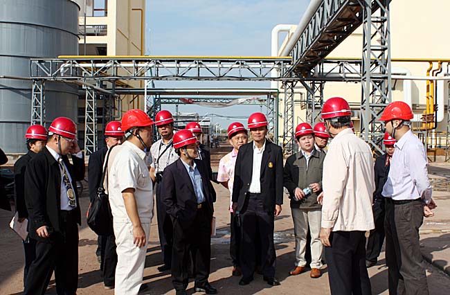 泰国工业矿产司司长萨那•尼悠泰到中寮矿业考察